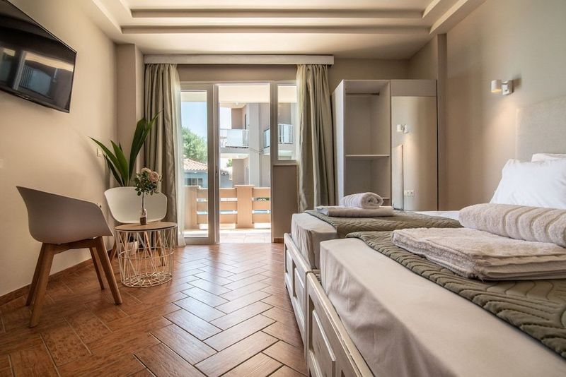 Girogaili Beach Hotel - Image 3