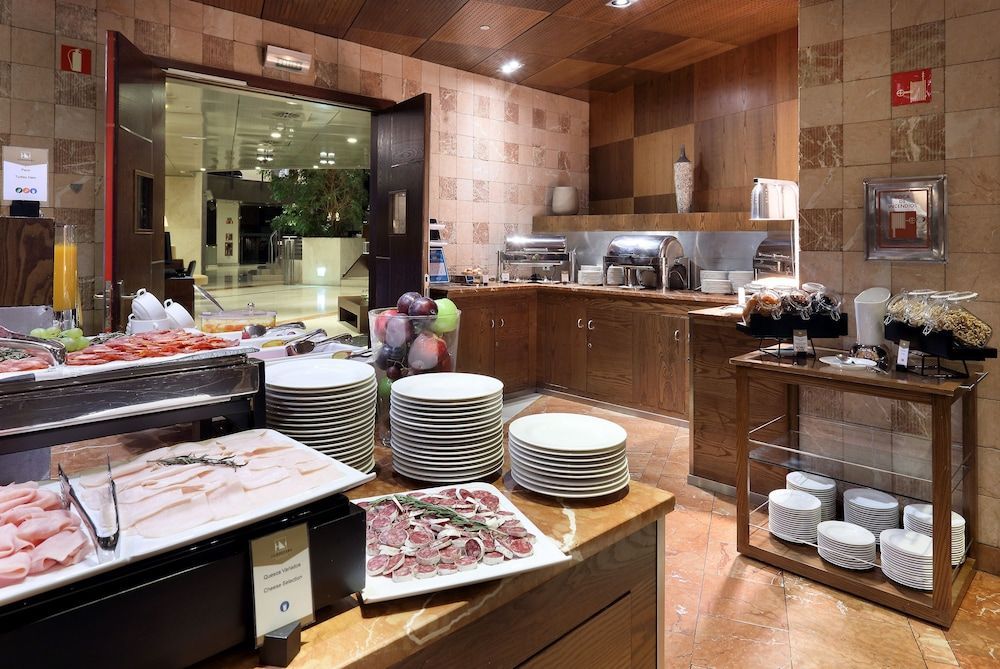 Eurostars Suites Mirasierra - Image 7