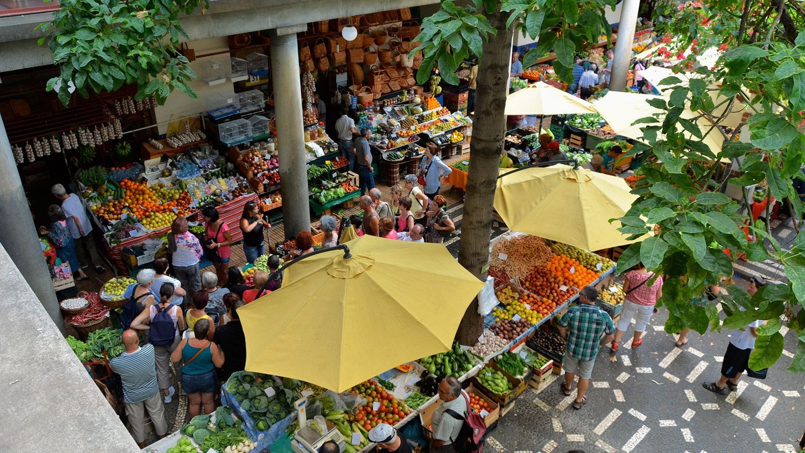 Mercado dos Lavradores i Funchal er et pulserende marked som er verdt å oppleve