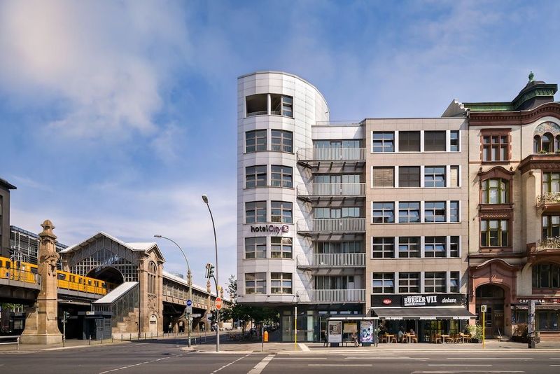 Novum Hotel City B Berlin - Image 8