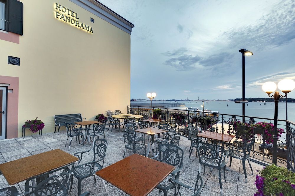 Hotel Panorama - Image 3