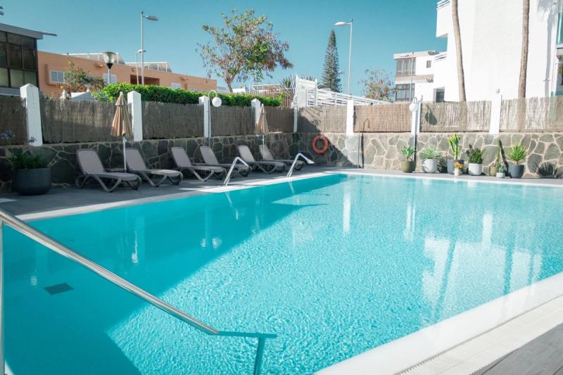 Apartamentos El Palmar - Image 3