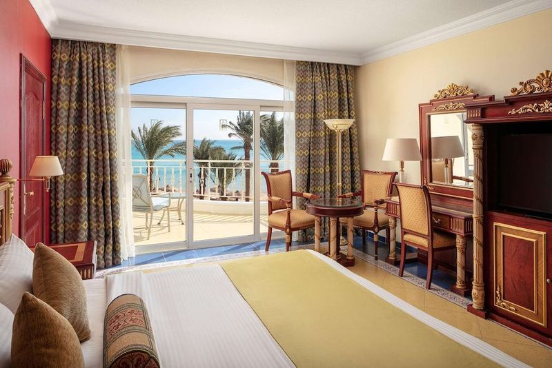 Palm Royale Resort Soma Bay - Image 2