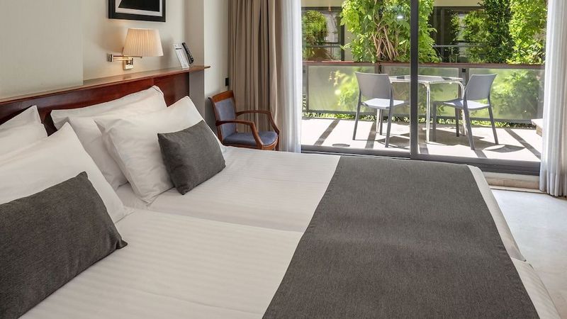 Gran Hotel Rey Don Jaime - Image 2