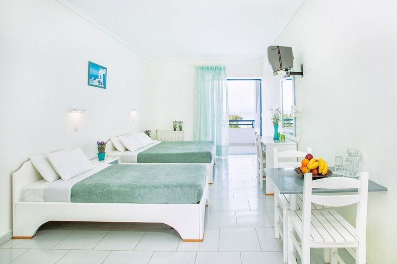 Xenios Port Marina Hotel - Image 2