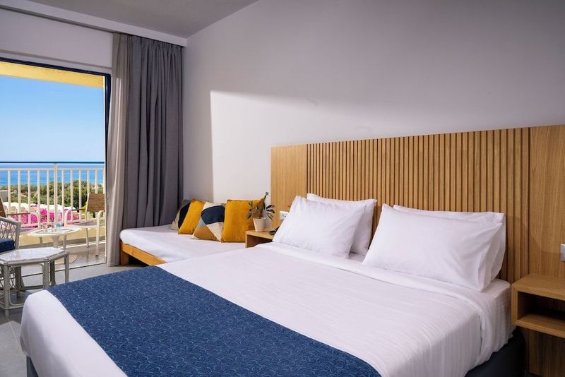 Mare Blue Hotel - Image 5
