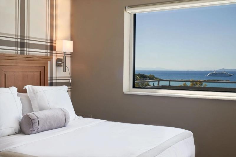 Sea View Hotel - Image 3
