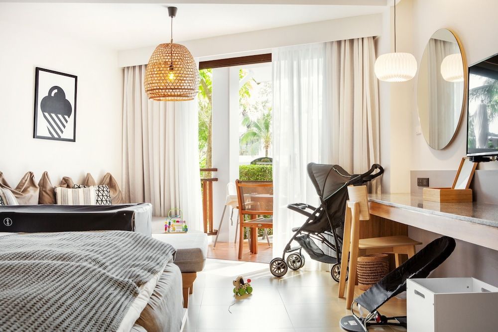 Sunwing Kamala Beach - Image 7