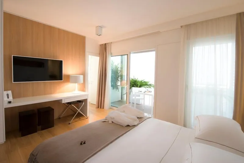 Dilman Luxury Stay & Lounge