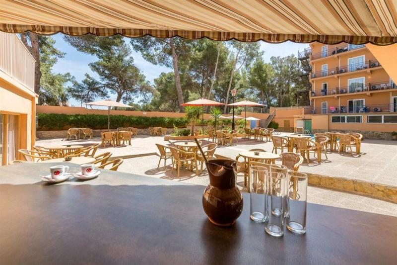 Hotel Costa Mediterraneo - Image 4