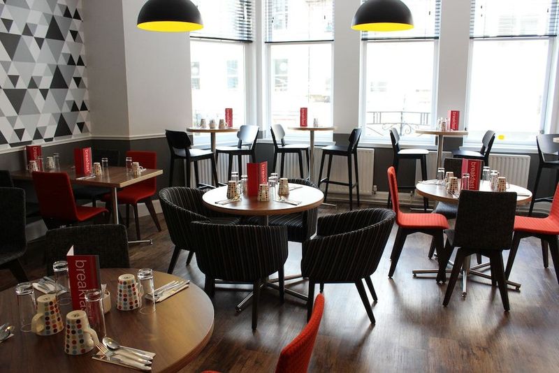 Cityroomz Edinburgh - Image 6
