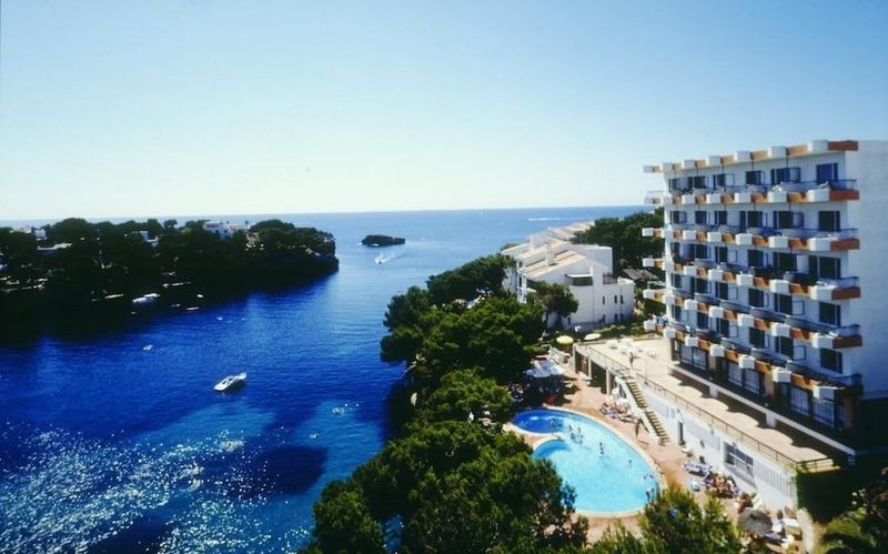 Hotel Cala Ferrera - Image 3