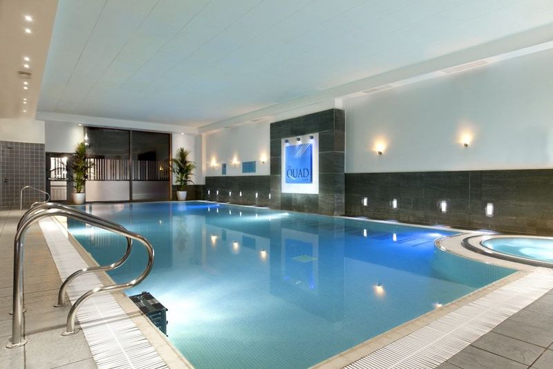 Crowne Plaza London Docklands - Image 2
