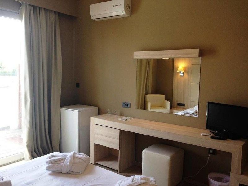 Delfinia Resort - Image 7
