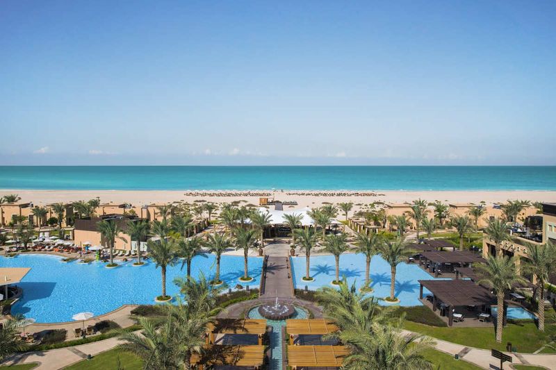Saadiyat Rotana Resort & Villas - Image 9