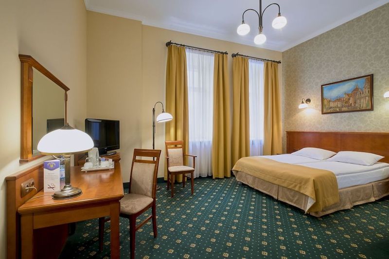 Hotel Hetman - Image 2