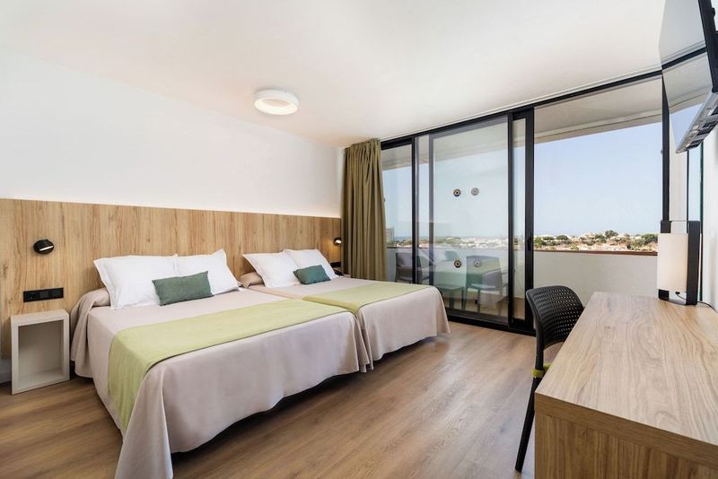 Ohtels Carabela - Image 2