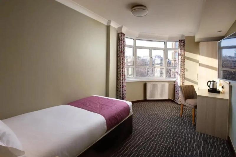 President Hotel - Image 9