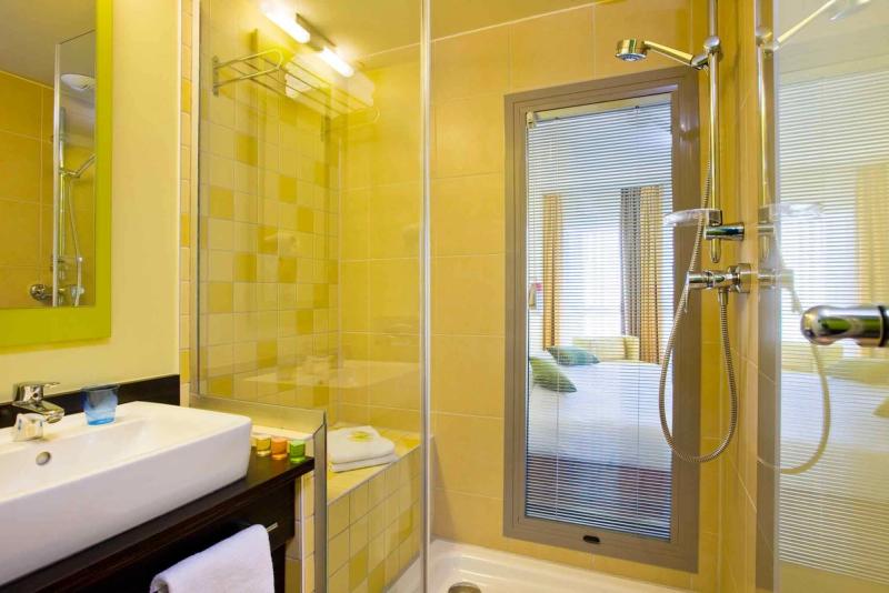 Ibis Styles Nice Vieux Port - Image 8