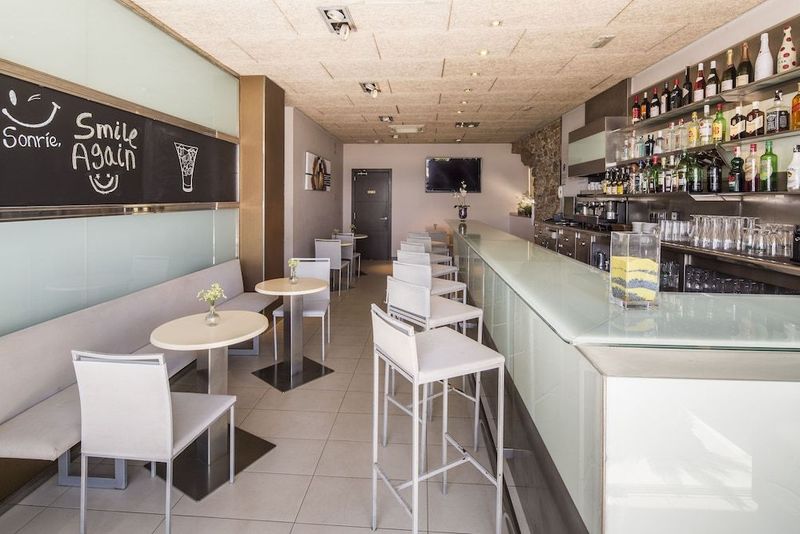 Hotel URH Excelsior - Image 7