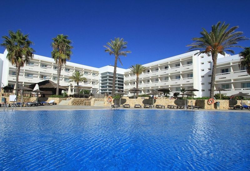 Hotel Garbi Costa Luz - Image 9
