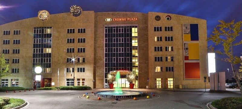 Crowne Plaza Padova - Image 5