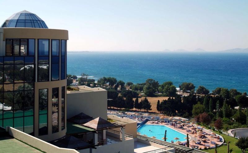 Kipriotis Panorama Hotel & Suites - Image 1
