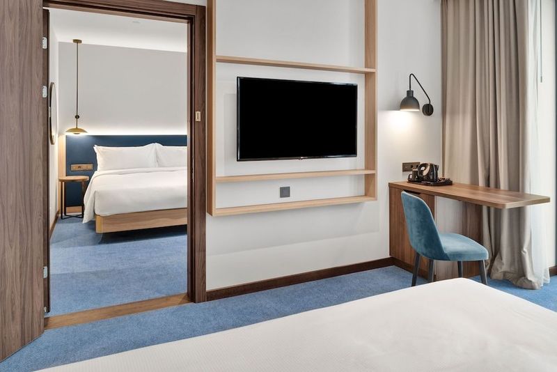 Hilton Garden Inn Riga Old Town - Image 2
