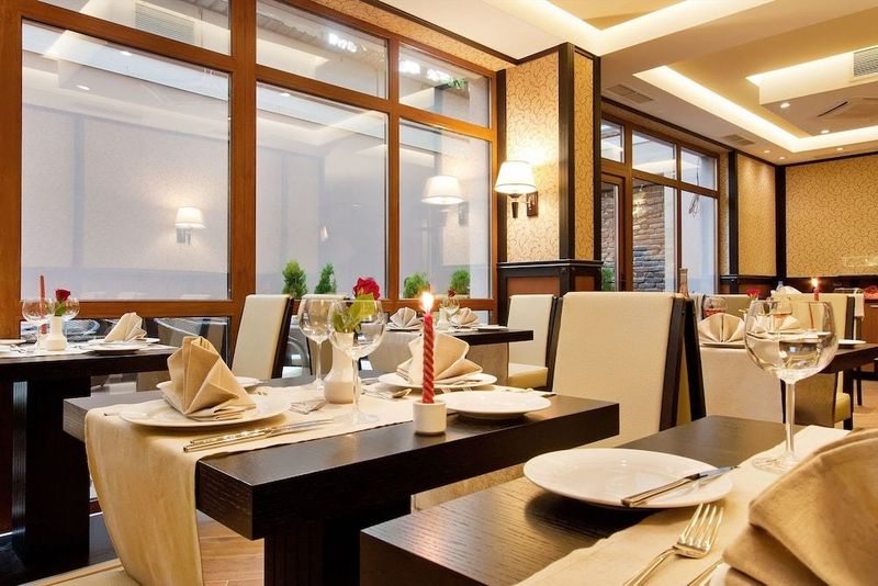 Best Western Plus Bristol Hotel - Image 5