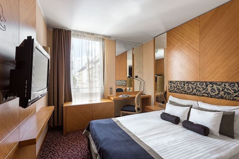 Marmara Hotel - Image 3