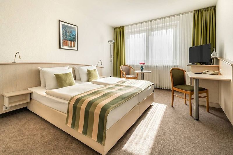 Panorama Inn Hotel und Boarding Haus - Image 2