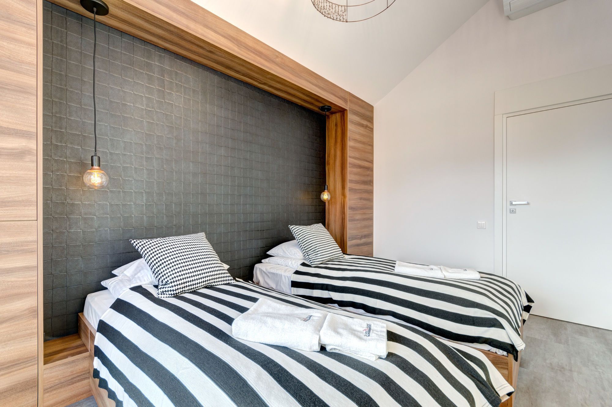 Dom & House - Apartments Waterlane - Image 3