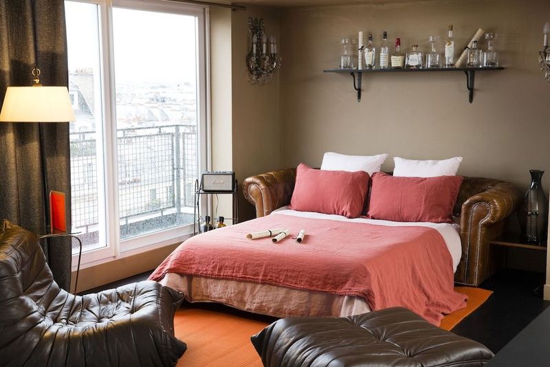 Hotel Le Chat Noir Design - Image 2