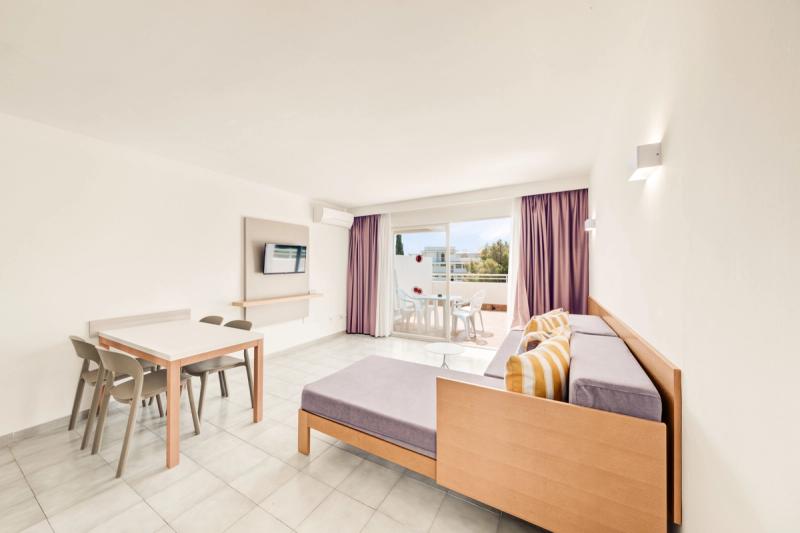 Apartamentos Vista Club - Image 3