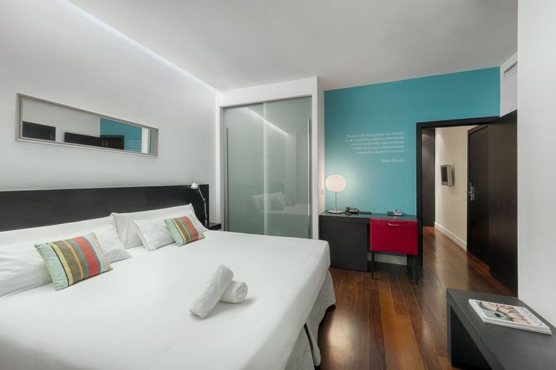 See You Hotel Port Valencia - Image 6