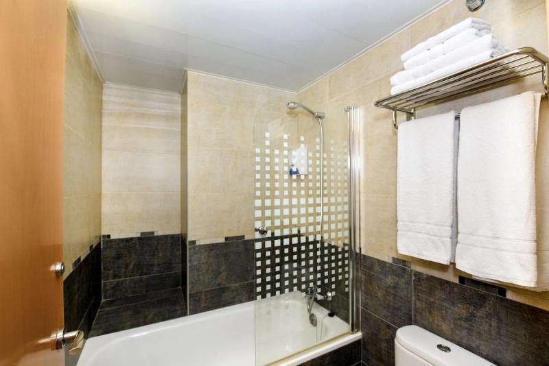 Neptuno Apartments - Image 6