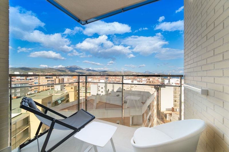 Ahoy Apartments - Image 2