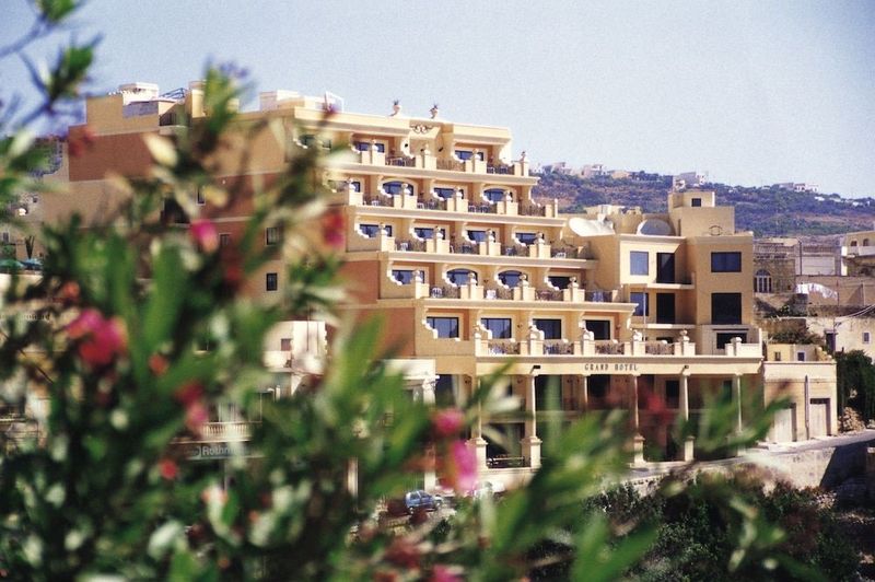 Grand Hotel Gozo - Image 2
