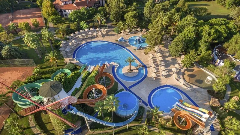 Starlight Resort Hotel