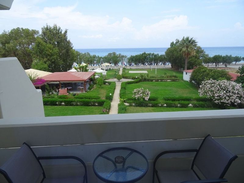Bayside Hotel Katsaras - Image 3