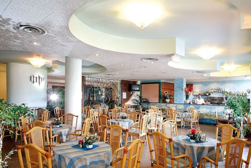 Sporting Baia Hotel - Image 4
