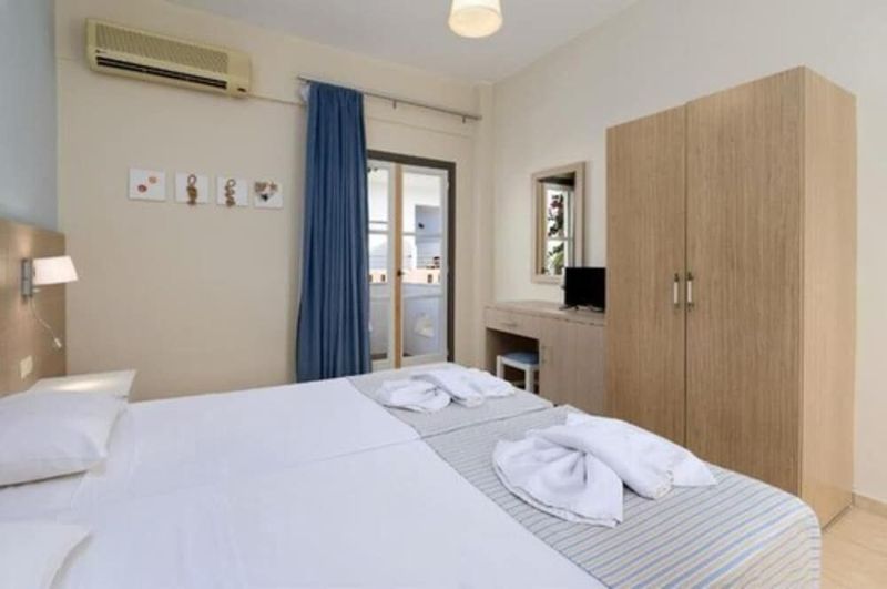Alianthos Beach - Image 8