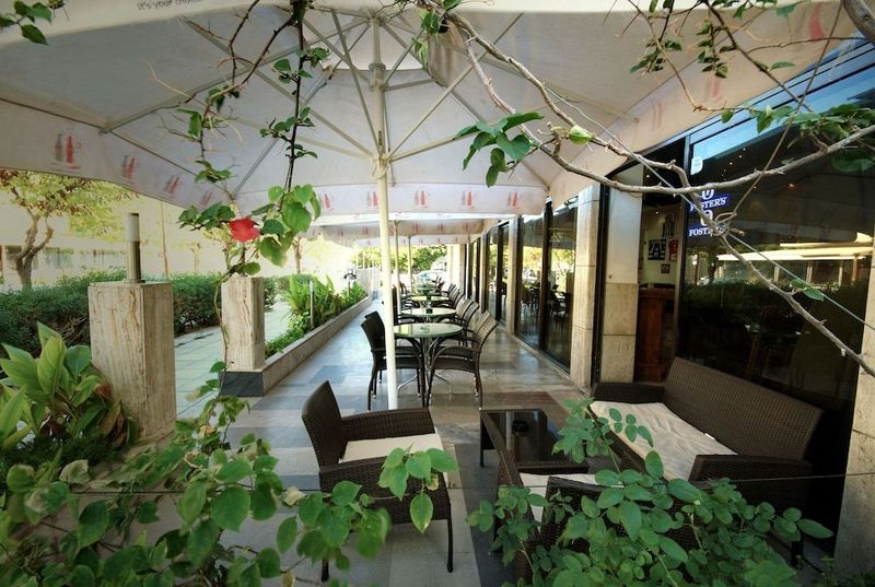 Poseidon Hotel and Apartments - Image 3