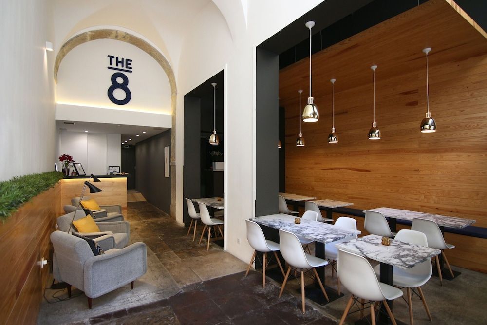The 8 Downtown Suites - Image 7