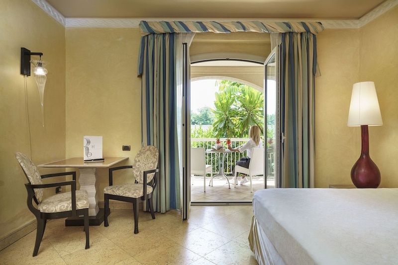 Romano Palace Luxury Hotel - Image 3