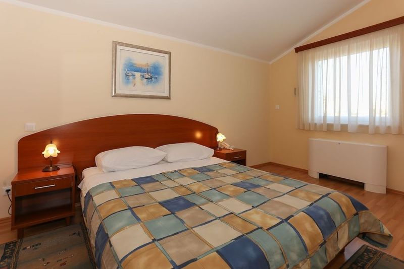 Aparthotel Astoria - Image 3