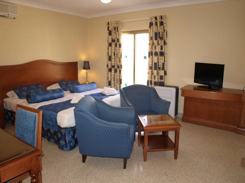 St. George's Park Hotel - Image 9