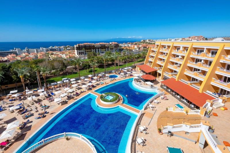 Chatur Playa Real Resort - Image 1