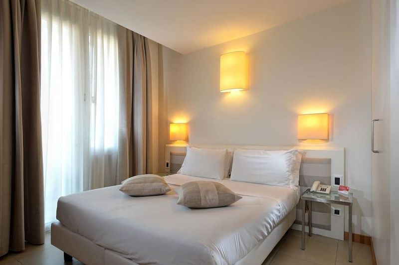Elite Residence - Image 2