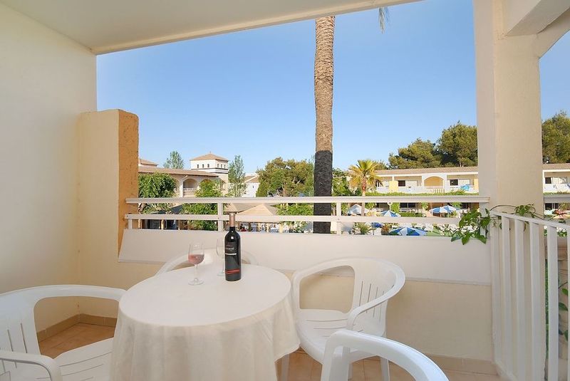 Mariner Club Apartments - Image 8